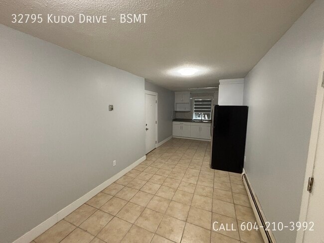 32795 Kudo Dr in Mission, BC - Building Photo - Building Photo