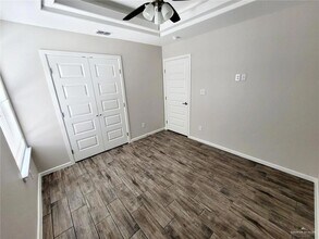 5804 Sandpiper Ave, Unit 4 in McAllen, TX - Building Photo - Building Photo