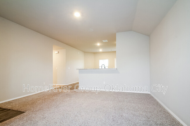 2016 Taylor St in Chickasha, OK - Building Photo - Building Photo