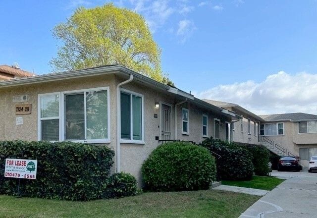 7124-28 1/2 Kittyhawk Avenue, in Los Angeles, CA - Foto de edificio - Building Photo