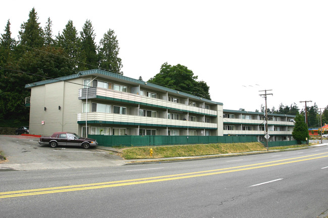 Innsbruck Apartments in Seatac, WA - Building Photo - Building Photo