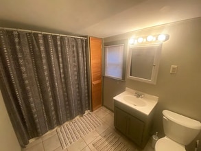 514 8th St, Unit 514 Apartment B in Irwin, PA - Building Photo - Building Photo