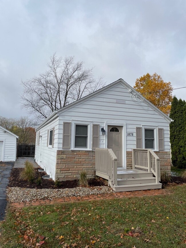 property at 1878 Sequoia St