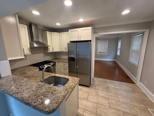 property at 1809 Fulton Ave