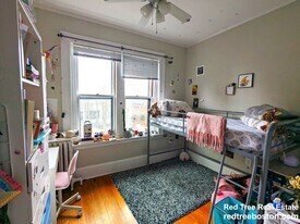 336 Washington St in Brookline, MA - Building Photo