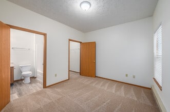 Walden Apartments in Wellington, OH - Foto de edificio - Interior Photo