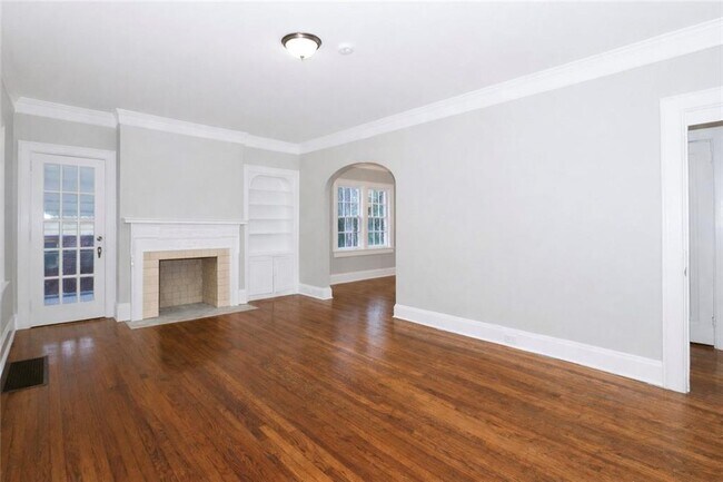 1441 Blvd Lorraine SW in Atlanta, GA - Building Photo - Building Photo