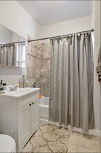 2153 W Potomac Ave in Chicago, IL - Building Photo - Building Photo