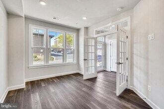 103 Pleasant St NW in Vienna, VA - Building Photo - Building Photo