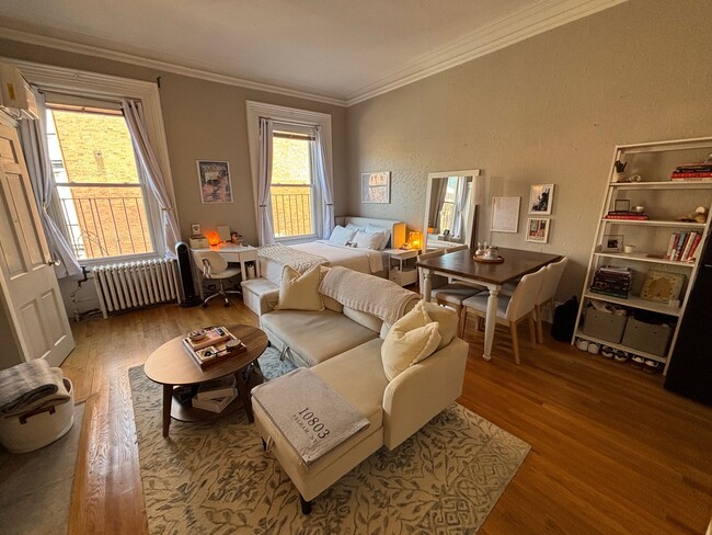 97 Charles St, Unit 5