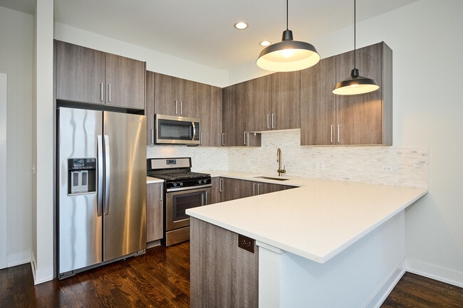 5139 N Broadway in Chicago, IL - Building Photo - Building Photo
