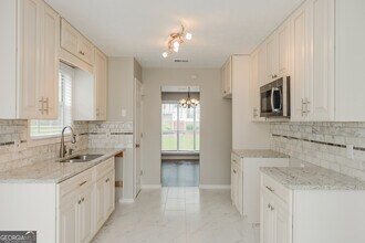 2580 Riverwood SPG in Ellenwood, GA - Building Photo - Building Photo