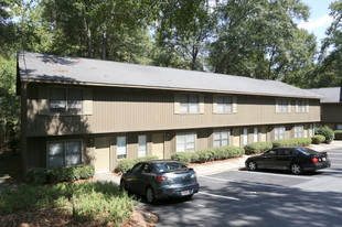 The Oaks Apartments