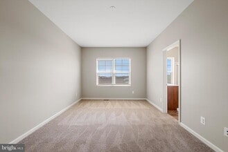 303 Starry Way Dr in Stephenson, VA - Building Photo - Building Photo