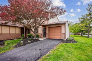 700 Alta View Ct, Unit 37 in Worthington, OH - Building Photo