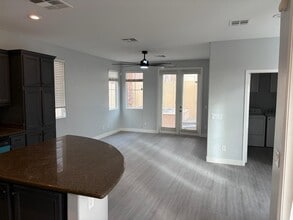 10244 Jersey Shore Ave in Las Vegas, NV - Building Photo - Building Photo