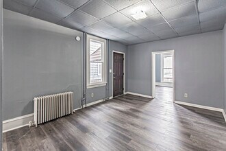 32 Walnut St in Salem, NJ - Building Photo - Building Photo