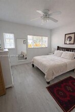 701 Meridian Ave in Miami Beach, FL - Building Photo - Building Photo