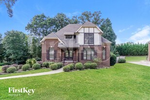 2026 Laurel Lakes Ln in Helena, AL - Building Photo