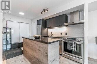 68 Abell St in Toronto, ON - Building Photo - Building Photo