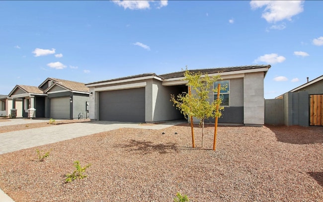 property at 7679 W Saddlehorn Rd