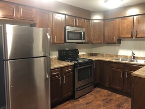 Circle Court in Forest Park, IL - Building Photo - Building Photo