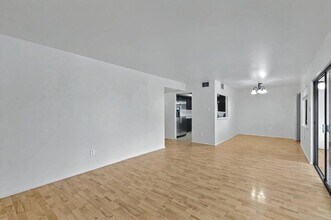 939 Country Club Dr SE in Rio Rancho, NM - Building Photo - Building Photo