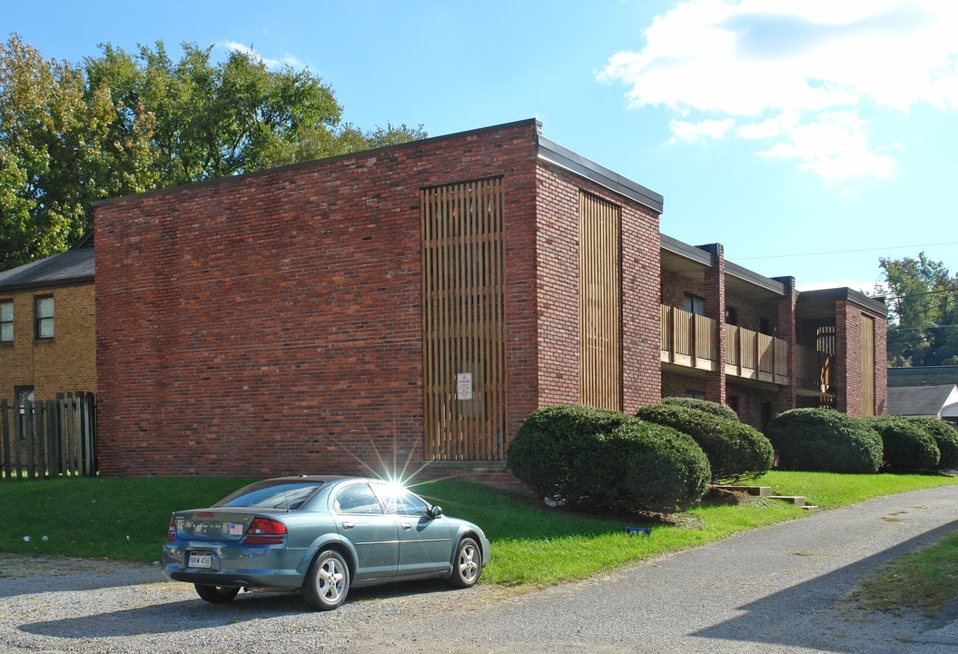 5005 Venable Ave SE in Charleston, WV - Foto de edificio