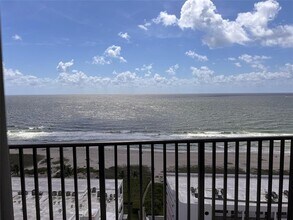 531 N Ocean Blvd in Pompano Beach, FL - Building Photo - Building Photo