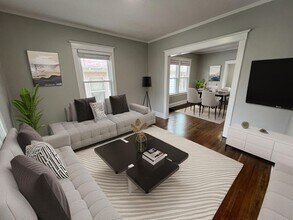 3219 Charles St in Omaha, NE - Building Photo - Building Photo