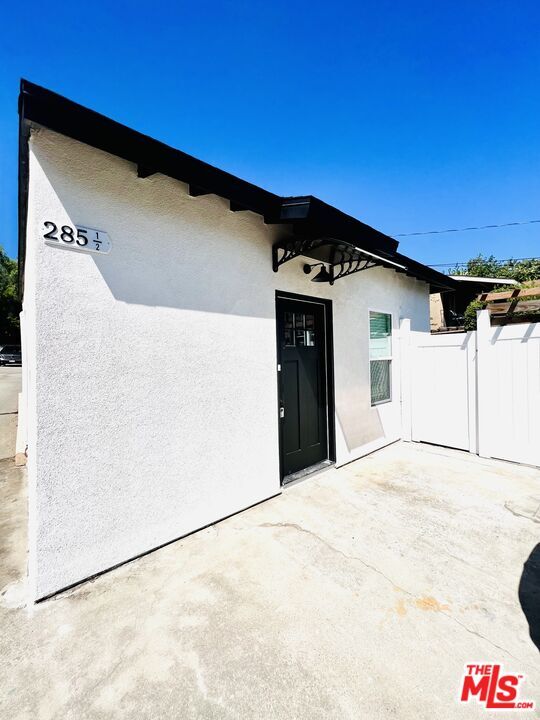 285 W Montecito Ave in Sierra Madre, CA - Building Photo - Building Photo
