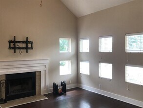 3500 Steffisburg Dr, Unit 251 in Nashville, TN - Building Photo - Building Photo