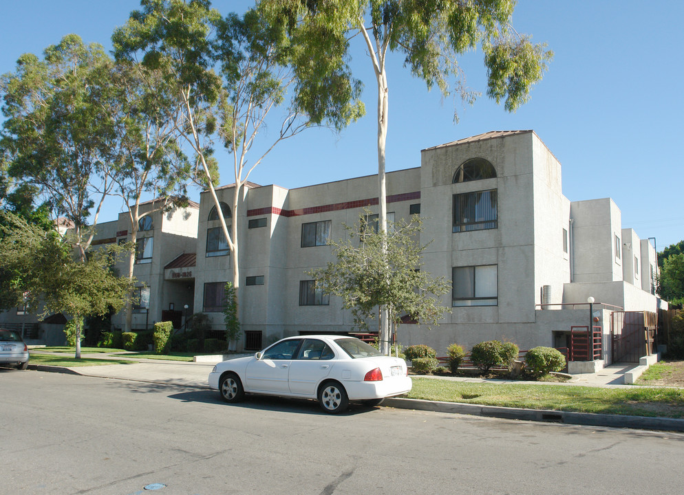 1818-1826 Vassar St in Glendale, CA - Building Photo