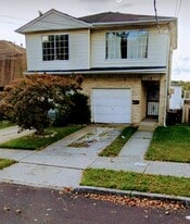 868 Sheldon Ave, Unit 1 BEDROOM APT in Staten Island, NY - Building Photo