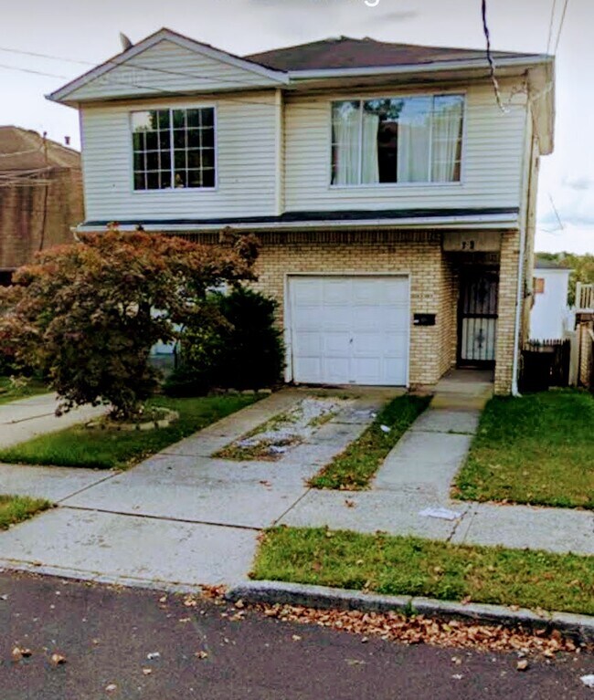 868 Sheldon Ave Rentals in Staten Island, NY