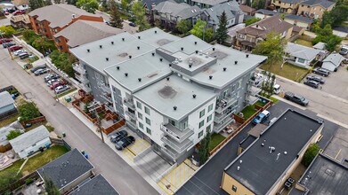 2424 2 Av NW in Calgary, AB - Building Photo - Building Photo