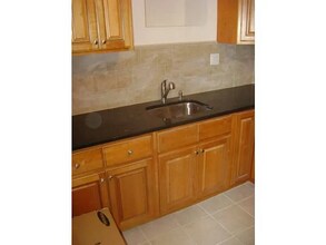 1854 S Carlisle St, Unit 2nd Floor in Philadelphia, PA - Building Photo - Building Photo