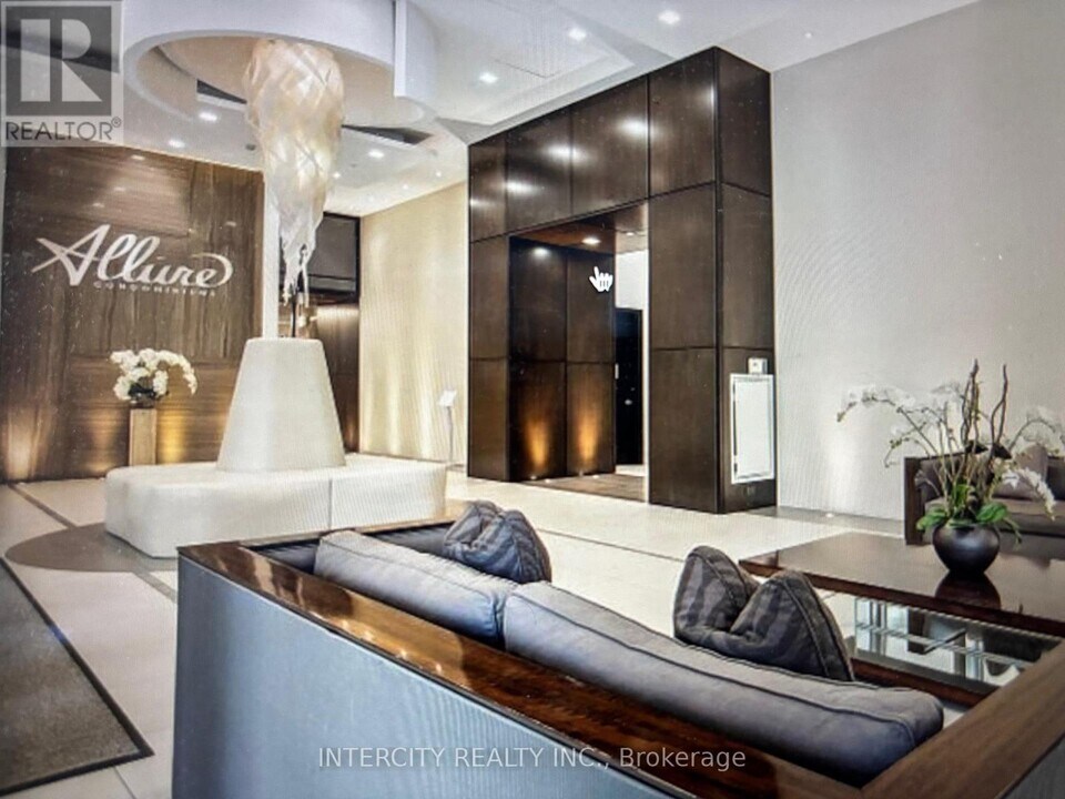 23-1023 Glebe Rd W in Toronto, ON - Building Photo