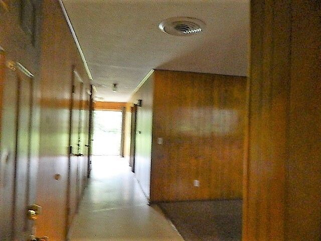 2013 W Emma Ave-Unit -B in Springdale, AR - Building Photo - Building Photo