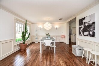 518 W Dana Ln in Houston, TX - Building Photo - Building Photo
