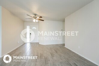 4740 Escalante Dr in North Port, FL - Building Photo - Building Photo