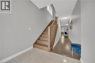 22 Rustic Oak Trl in North Dumfries, ON - Building Photo - Building Photo