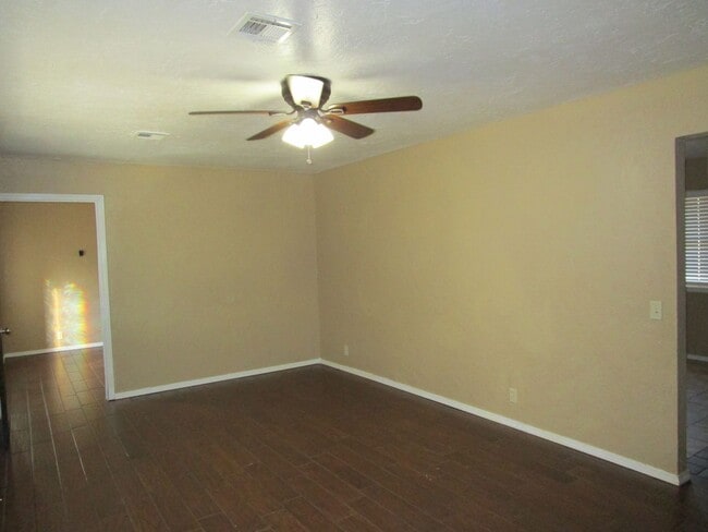 708 N Elm St in Weatherford, OK - Building Photo - Building Photo