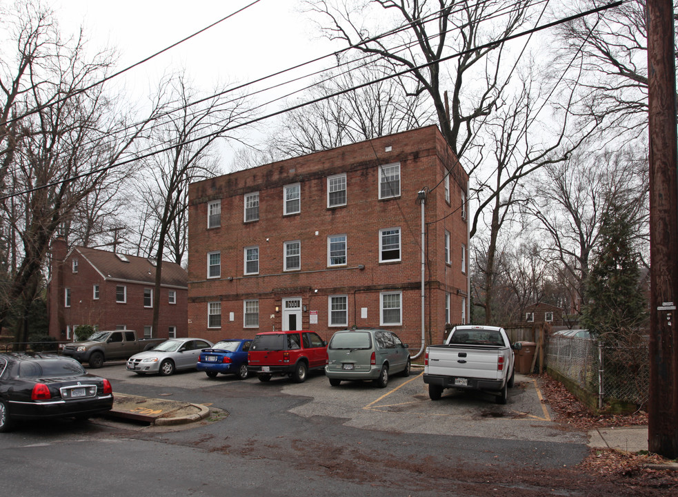 311 Domer Ave in Takoma Park, MD - Building Photo