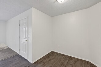 Forest Park in Nashville, TN - Building Photo - Building Photo