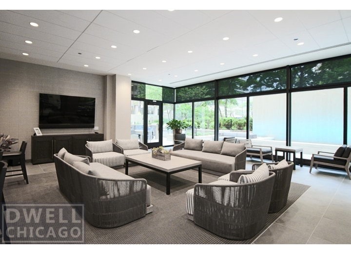 303 E Wacker Dr in Chicago, IL - Foto de edificio