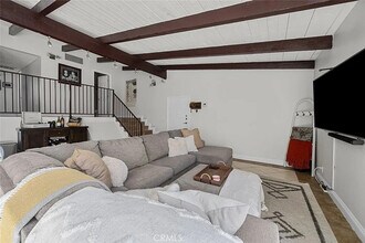 7924 Woodman Ave in Los Angeles, CA - Building Photo - Building Photo