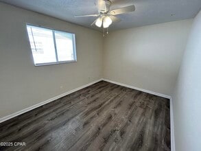 1028 Bradley Cir in Lynn Haven, FL - Building Photo - Building Photo