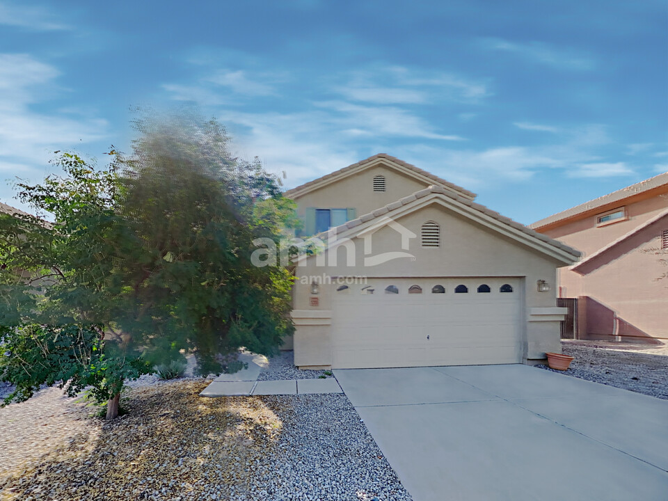 12355 W Glenrosa Ave in Avondale, AZ - Building Photo