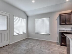 545 Houndstooth Dr in Fort Worth, TX - Building Photo - Building Photo